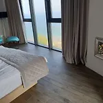 Premium Seaview 50 Meters From The роскошные с прямым видом на море в 50 метрах от пляжа Cf Odessa