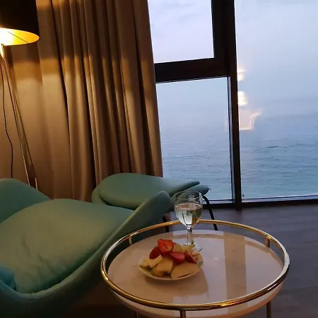 Premium Seaview 50 Meters From The роскошные с прямым видом на море в 50 метрах от пляжа Cf Apartman *