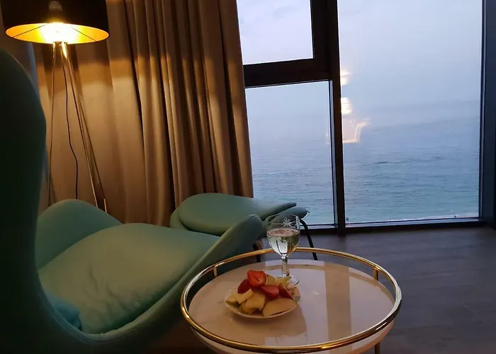 Premium Seaview 50 Meters From The роскошные с прямым видом на море в 50 метрах от пляжа Cf Апартаменты *