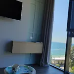 Premium Seaview 50 Meters From The роскошные с прямым видом на море в 50 метрах от пляжа Cf Lägenhet Odessa